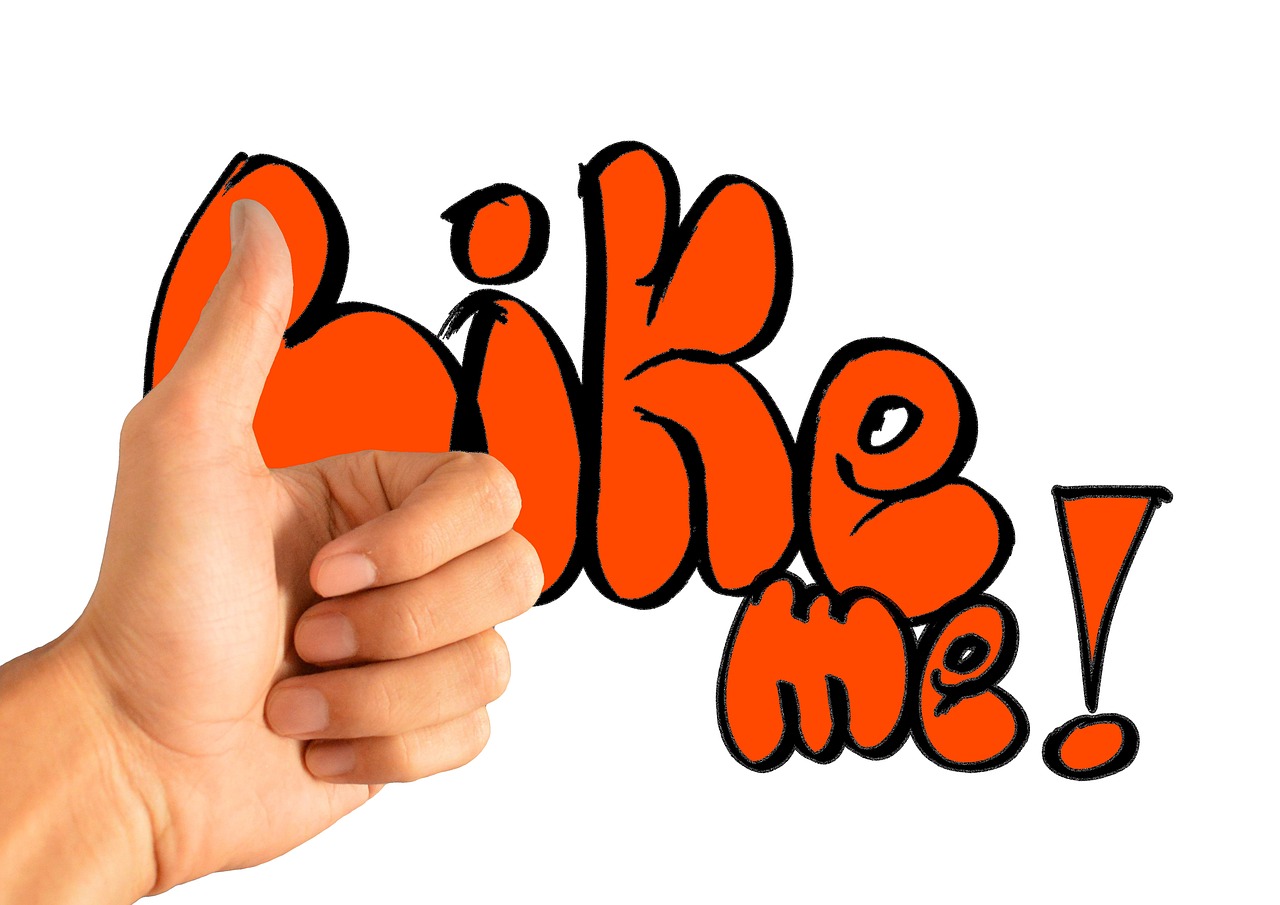 Thumb, facebook, hand — Become an Influencer: Buy High-Quality Instagram Followers