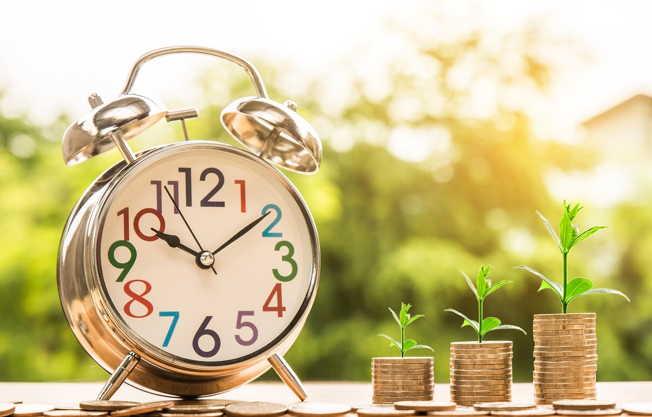Clock, money, growth — Choosing Local: Why a Castle Rock Bail Bondsman Is Your Best Bet
