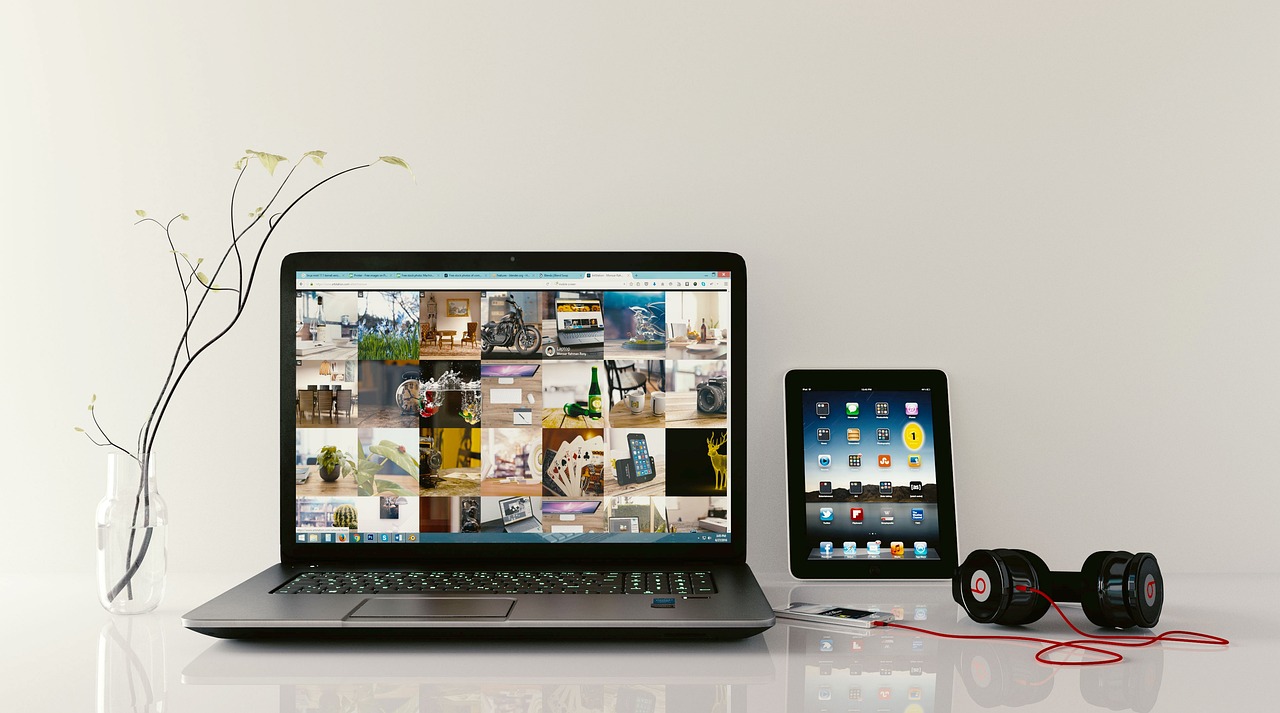 Laptop, workstation, browsing — Stamp out unnecessary expense.